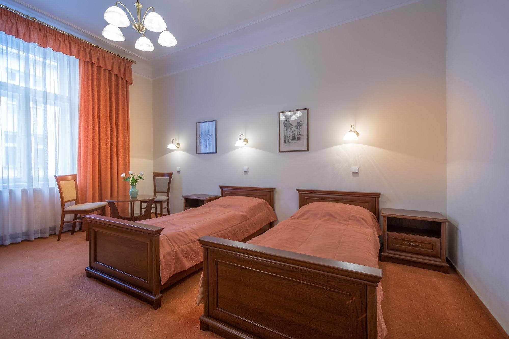 Hotel & Residence Royal Standard Prag Exteriör bild