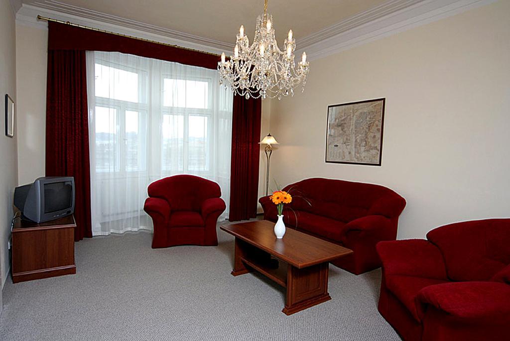 Hotel & Residence Royal Standard Prag Rum bild